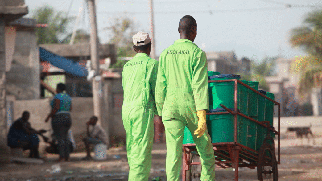 Personne de ekolakay